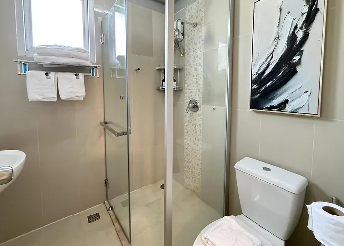 Hotel Utd8 And 3*